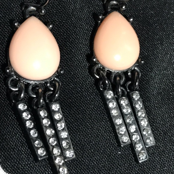 Fun & Classy Dark Silver Tone Drop Earrings with Peach Tear Drop Resin Gem. - Picture 4 of 6